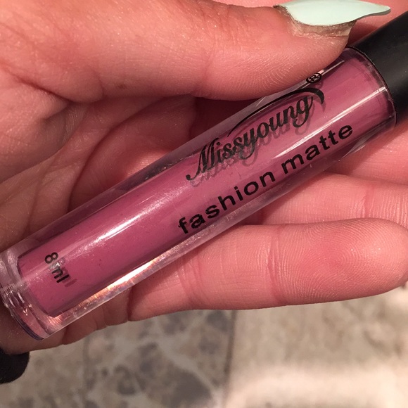 Miss Young Matte Lip Gloss (Set of 6) - Picture 2 of 8